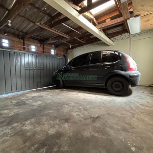 Casa com 82m², 2 dormitórios, 2 vagas, no bairro Rio Branco em Caxias do Sul para Alugar
