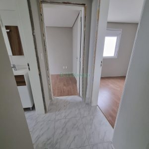 Apartamento com 53m², 2 dormitórios, 1 vaga, no bairro Vila Verde em Caxias do Sul para Alugar