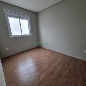 Apartamento com 53m², 2 dormitórios, 1 vaga, no bairro Vila Verde em Caxias do Sul para Alugar