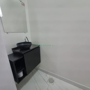 Sala Mobiliada com 47m², no bairro Centro em Caxias do Sul para Alugar
