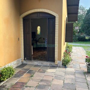 Casa Mobiliada com 300m², 3 dormitórios, 1 vaga, no bairro Vila Seca em Caxias do Sul para Alugar