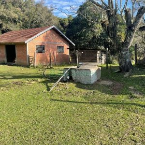 Casa Mobiliada com 300m², 3 dormitórios, 1 vaga, no bairro Vila Seca em Caxias do Sul para Alugar
