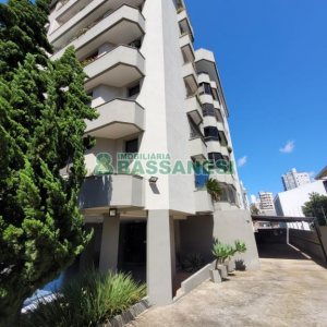 Apartamento com 100m², 3 dormitórios, 2 vagas, no bairro Panazzolo em Caxias do Sul para Alugar