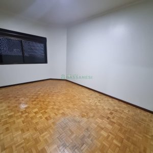Apartamento com 100m², 3 dormitórios, 2 vagas, no bairro Panazzolo em Caxias do Sul para Alugar