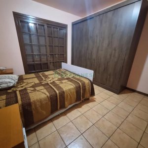 Casa com 366m², 5 dormitórios, 3 vagas, no bairro Desvio Rizzo em Caxias do Sul para Alugar