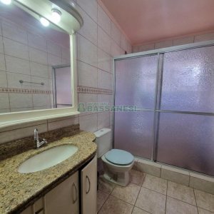 Casa com 366m², 5 dormitórios, 3 vagas, no bairro Desvio Rizzo em Caxias do Sul para Alugar