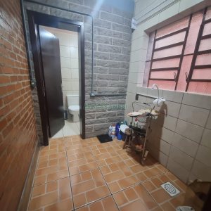 Casa com 366m², 5 dormitórios, 3 vagas, no bairro Desvio Rizzo em Caxias do Sul para Alugar