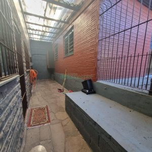 Casa com 366m², 5 dormitórios, 3 vagas, no bairro Desvio Rizzo em Caxias do Sul para Alugar