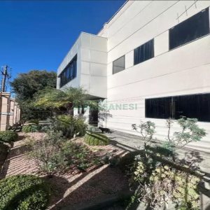Pavilhão com 500m², 15 vagas, no bairro Charqueadas em Caxias do Sul para Alugar
