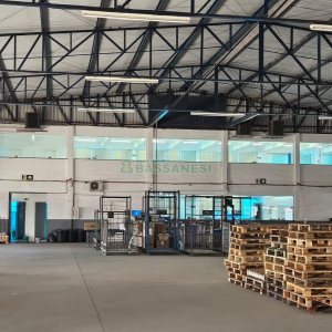 Pavilhão com 1622m², no bairro Santa Fé em Caxias do Sul para Alugar
