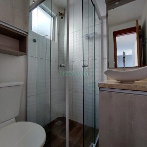 Apartamento com 60m², 2 dormitórios, 1 vaga, no bairro Desvio Rizzo em Caxias do Sul para Alugar