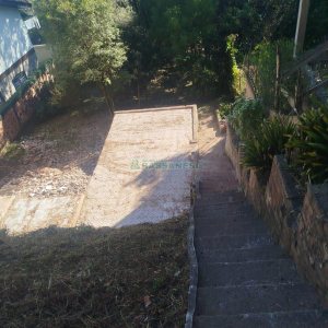 Terreno com 381m², no bairro Santa Corona em Caxias do Sul para Comprar