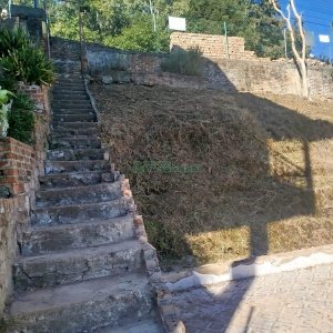 Terreno com 381m², no bairro Santa Corona em Caxias do Sul para Comprar