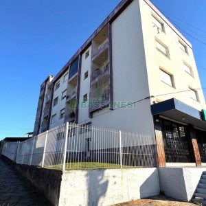 Apartamento com 68m², 2 dormitórios, 1 vaga, no bairro Cruzeiro em Caxias do Sul para Comprar