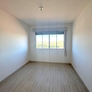 Apartamento com 68m², 2 dormitórios, 1 vaga, no bairro Cruzeiro em Caxias do Sul para Comprar