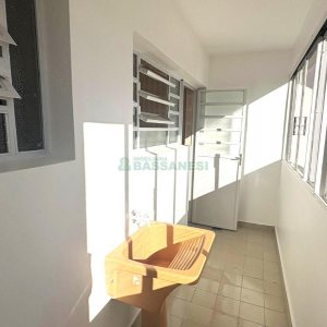 Apartamento com 68m², 2 dormitórios, 1 vaga, no bairro Cruzeiro em Caxias do Sul para Comprar