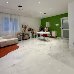 Sala com 34m², no bairro Centro em Caxias do Sul para Comprar