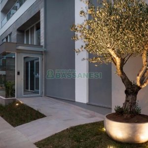 Apartamento com 125m², 3 dormitórios, 2 vagas, no bairro Madureira em Caxias do Sul para Comprar