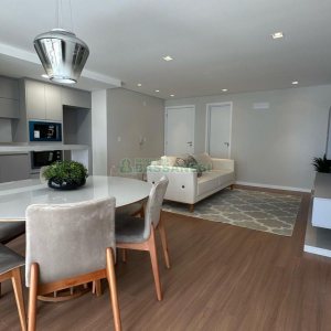 Apartamento com 125m², 3 dormitórios, 2 vagas, no bairro Madureira em Caxias do Sul para Comprar