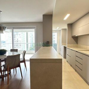 Apartamento com 125m², 3 dormitórios, 2 vagas, no bairro Madureira em Caxias do Sul para Comprar