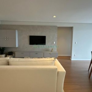 Apartamento com 125m², 3 dormitórios, 2 vagas, no bairro Madureira em Caxias do Sul para Comprar