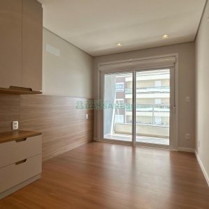 Apartamento com 125m², 3 dormitórios, 2 vagas, no bairro Madureira em Caxias do Sul para Comprar