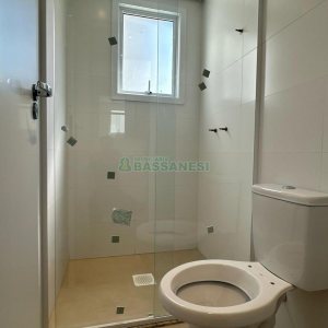 Apartamento com 125m², 3 dormitórios, 2 vagas, no bairro Madureira em Caxias do Sul para Comprar