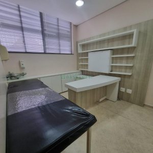 Loja com 560m², no bairro Lourdes em Caxias do Sul para Alugar