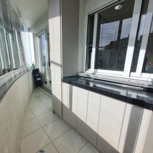 Apartamento com 96m², 2 dormitórios, 2 vagas, no bairro Jardim América em Caxias do Sul para Alugar