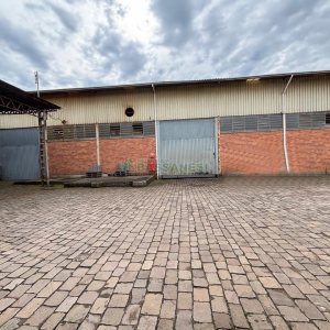 Pavilhão com 1000m², no bairro Sagrada Família em Caxias do Sul para Alugar