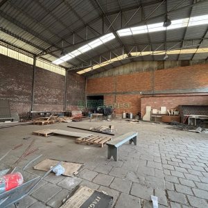 Pavilhão com 1000m², no bairro Sagrada Família em Caxias do Sul para Alugar