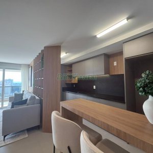 Apartamento com 130m², 3 dormitórios, 2 vagas, no bairro Petrópolis em Caxias do Sul para Alugar