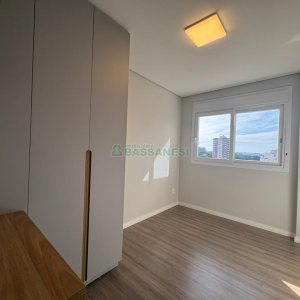 Apartamento com 130m², 3 dormitórios, 2 vagas, no bairro Petrópolis em Caxias do Sul para Alugar