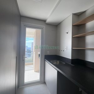 Apartamento com 130m², 3 dormitórios, 2 vagas, no bairro Petrópolis em Caxias do Sul para Alugar