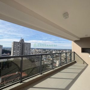 Apartamento com 130m², 3 dormitórios, 2 vagas, no bairro Petrópolis em Caxias do Sul para Alugar