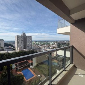 Apartamento com 130m², 3 dormitórios, 2 vagas, no bairro Petrópolis em Caxias do Sul para Alugar
