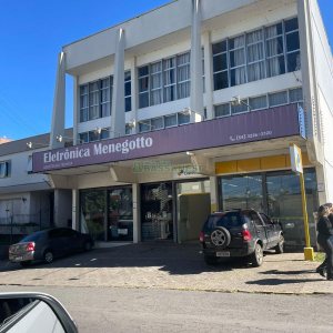 Predio com 957m², no bairro Rio Branco em Caxias do Sul para Comprar