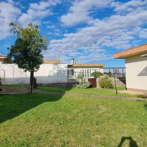 Casa com 160m², 3 dormitórios, 4 vagas, no bairro Nossa Senhora de Lourdes em Caxias do Sul para Comprar