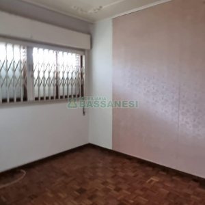 Casa com 160m², 3 dormitórios, 4 vagas, no bairro Nossa Senhora de Lourdes em Caxias do Sul para Comprar