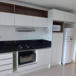 Apartamento com 70m², 3 dormitórios, 1 vaga, no bairro Madureira em Caxias do Sul para Alugar