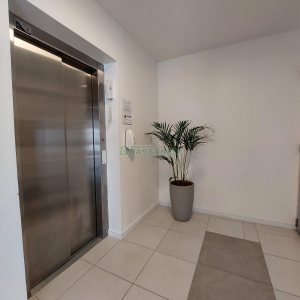 Apartamento com 60m², 2 dormitórios, 1 vaga, no bairro Desvio Rizzo em Caxias do Sul para Alugar