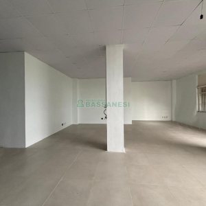 Loja com 100m², no bairro Charqueadas em Caxias do Sul para Alugar