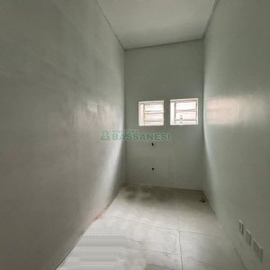 Loja com 100m², no bairro Charqueadas em Caxias do Sul para Alugar