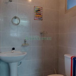 Pavilhão com 250m², no bairro Colina Sorriso em Caxias do Sul para Alugar