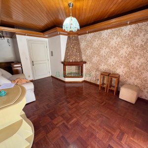 Apartamento com 110m², 3 dormitórios, 2 vagas, no bairro Pio X em Caxias do Sul para Alugar