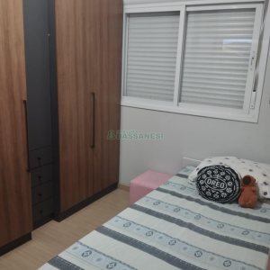 Apartamento com 54m², 2 dormitórios, 1 vaga, no bairro Santa Lúcia em Caxias do Sul para Comprar