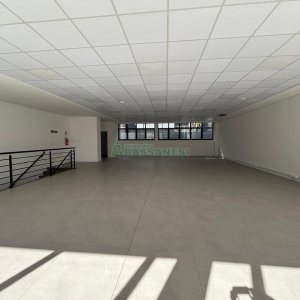 Loja com 350m², no bairro Centro em Caxias do Sul para Alugar