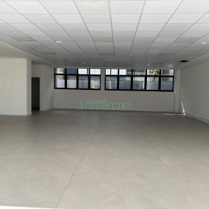 Loja com 350m², no bairro Centro em Caxias do Sul para Alugar