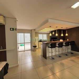 Apto Mobiliado com 76m², 2 dormitórios, 2 vagas, no bairro Madureira em Caxias do Sul para Alugar