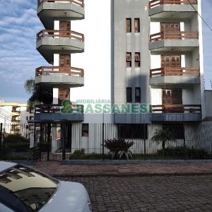 Apartamento com 75m², 2 dormitórios, 1 vaga, no bairro Madureira em Caxias do Sul para Comprar